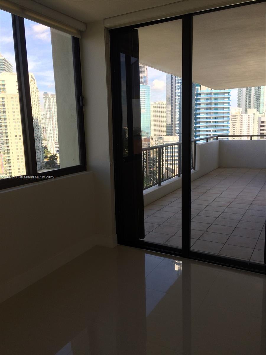 1581 Brickell Ave # 2307