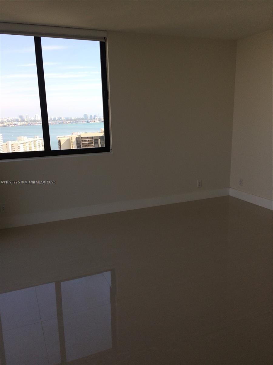 1581 Brickell Ave # 2307