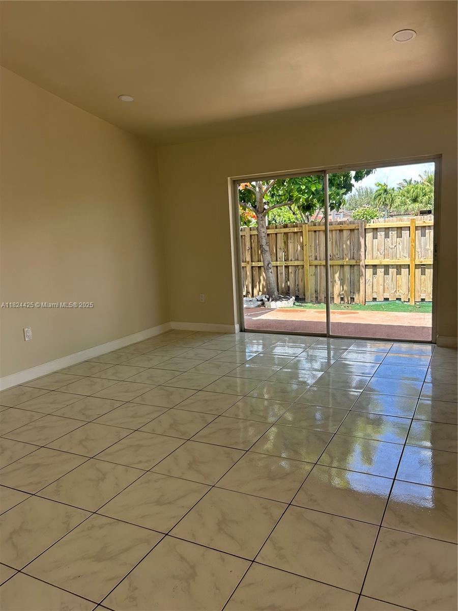 1107 NW 132nd Ct, Miami