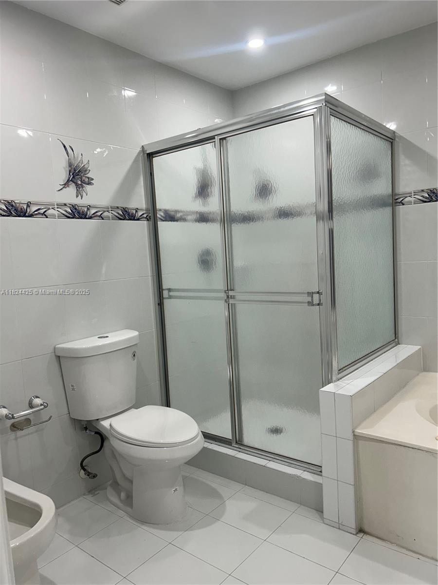 1107 NW 132nd Ct, Miami