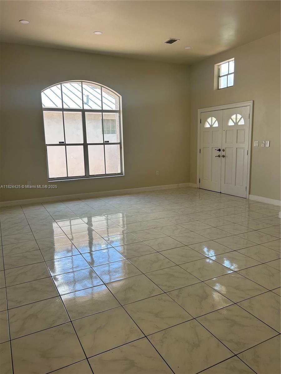 1107 NW 132nd Ct, Miami