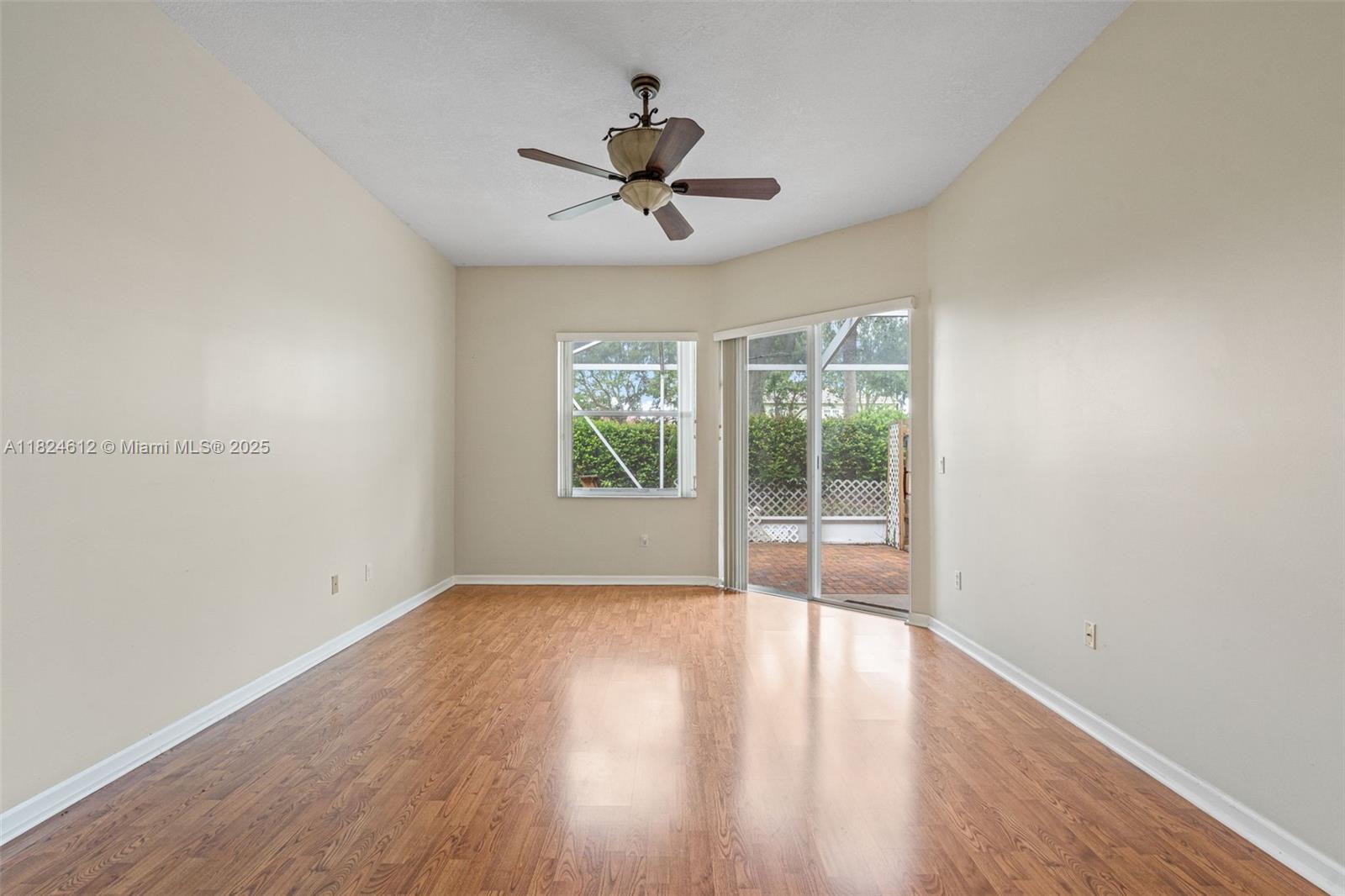7348 Copperfield Cir