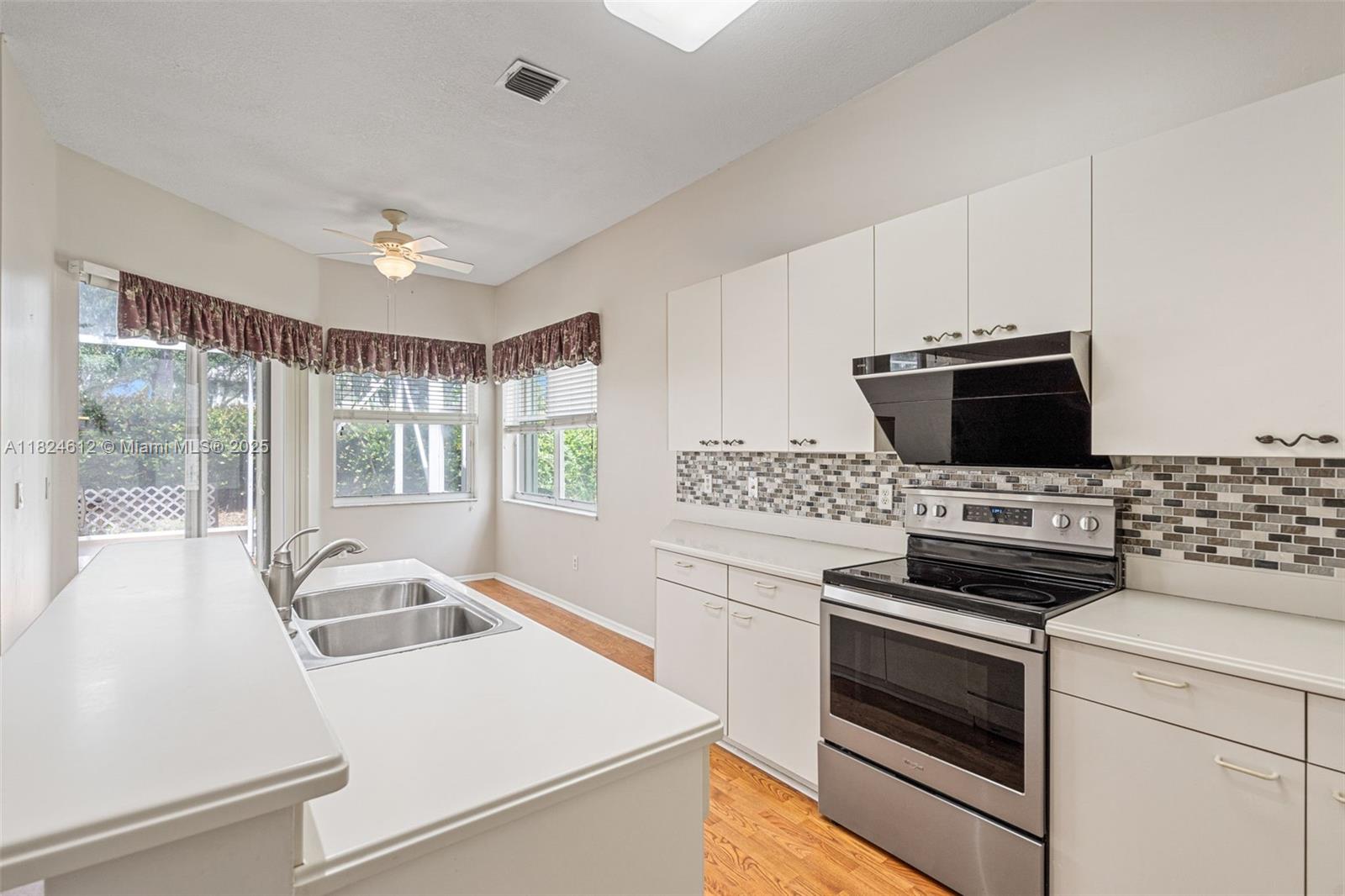 7348 Copperfield Cir