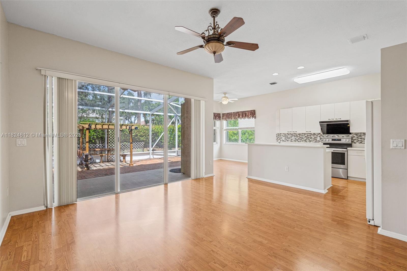 7348 Copperfield Cir