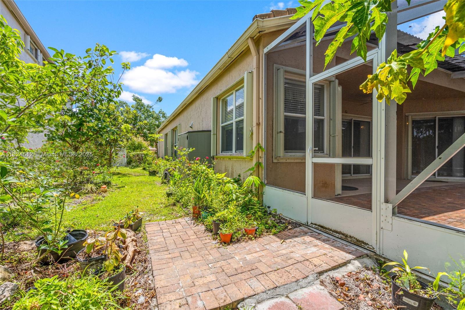 7348 Copperfield Cir