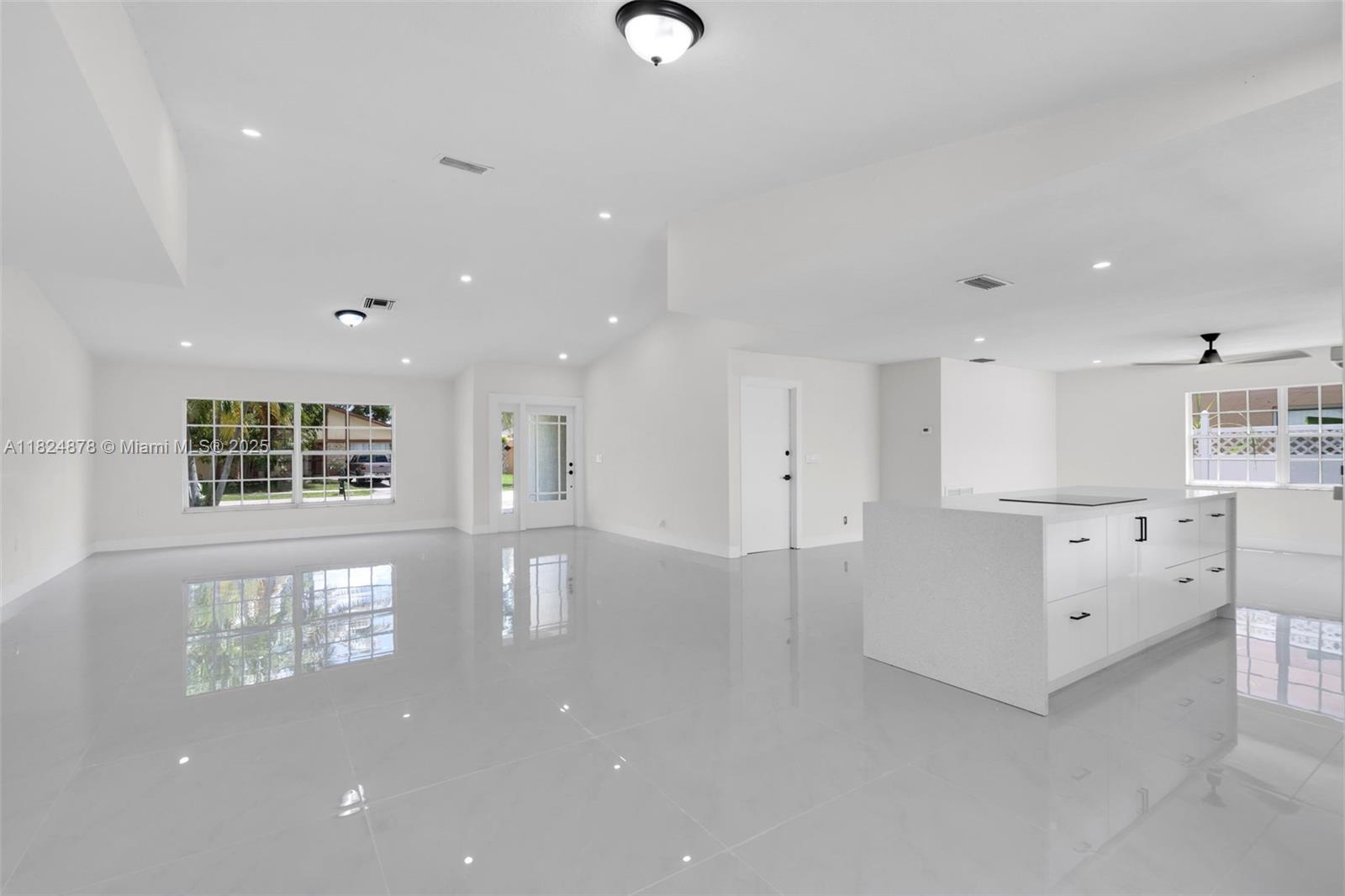 7441 NW 38th Ct