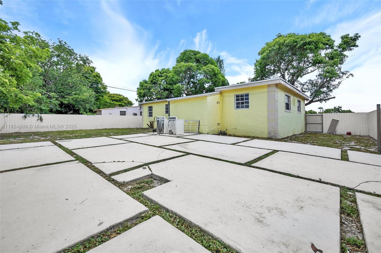 1855 NW 126th St