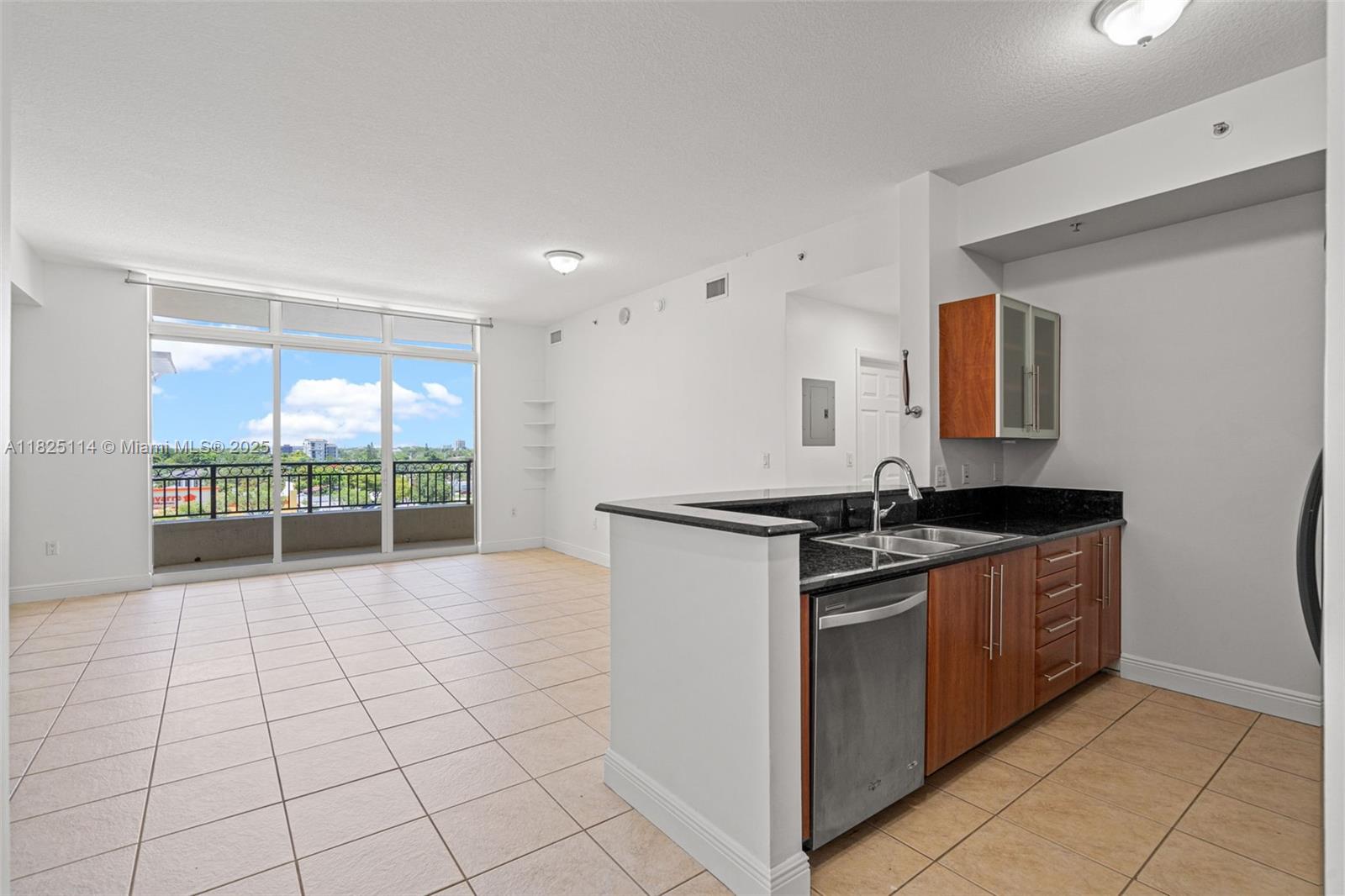 3232 SW 22nd Ter # 604