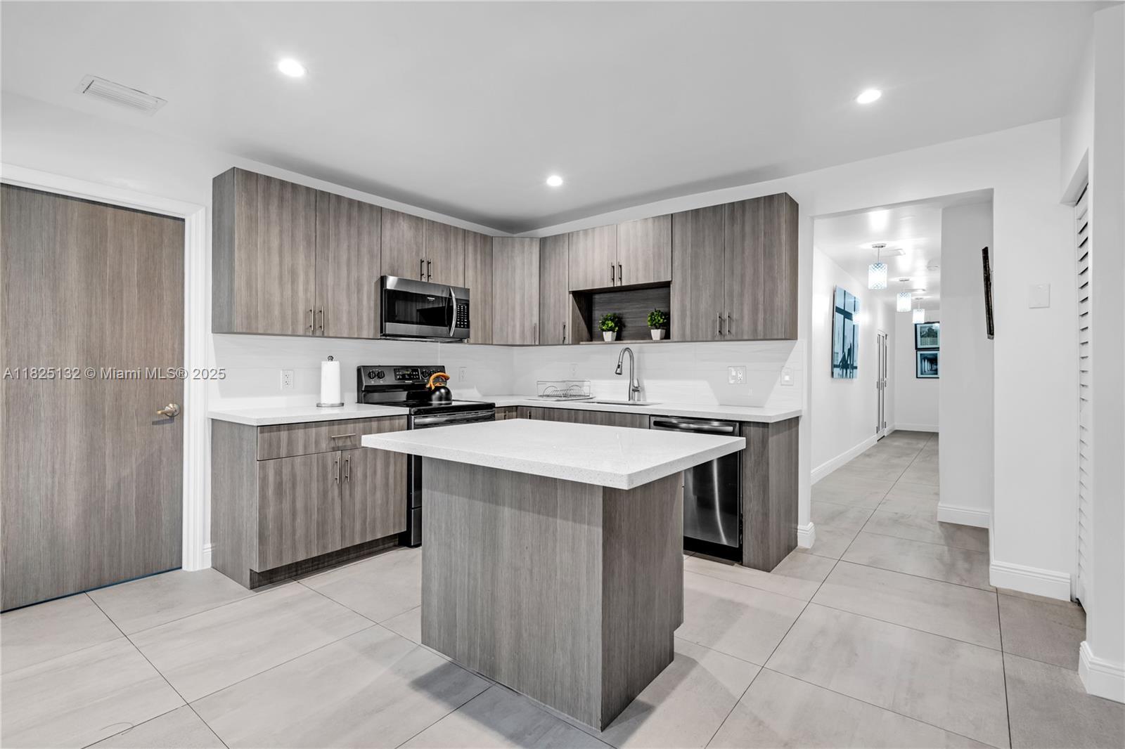 342 NW 46th St