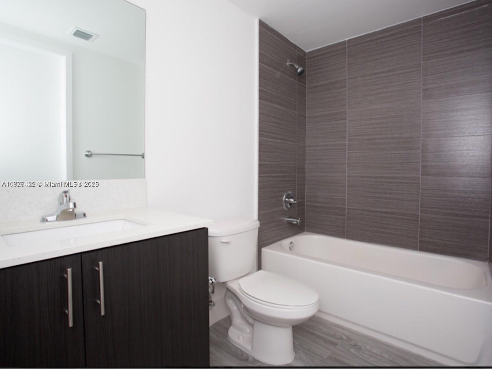 2560 SW 27th Ave # 307