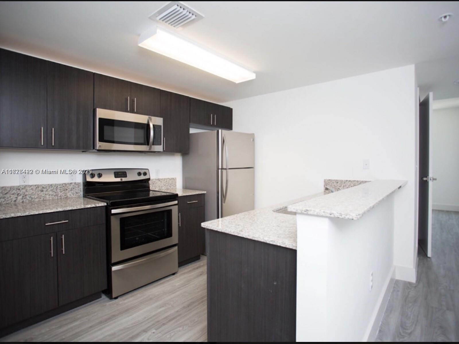 2560 SW 27th Ave # 307