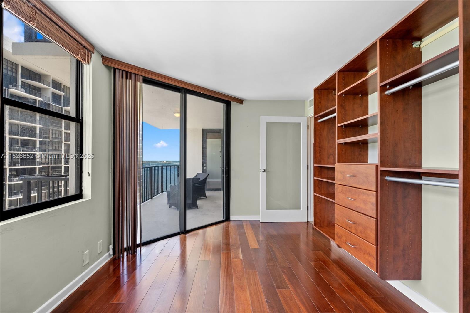 1901 Brickell Ave # B1713