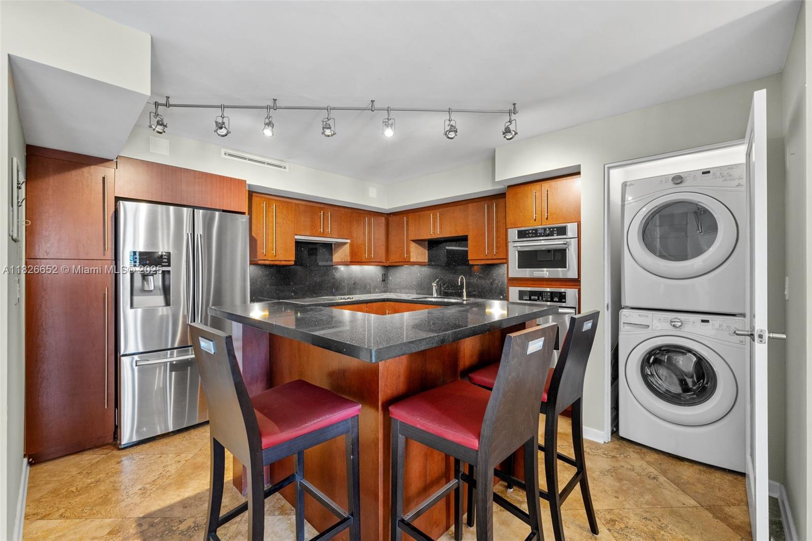 1901 Brickell Ave # B1713