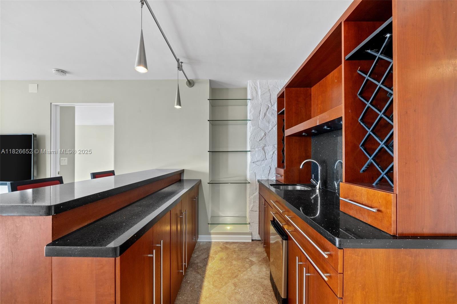 1901 Brickell Ave # B1713