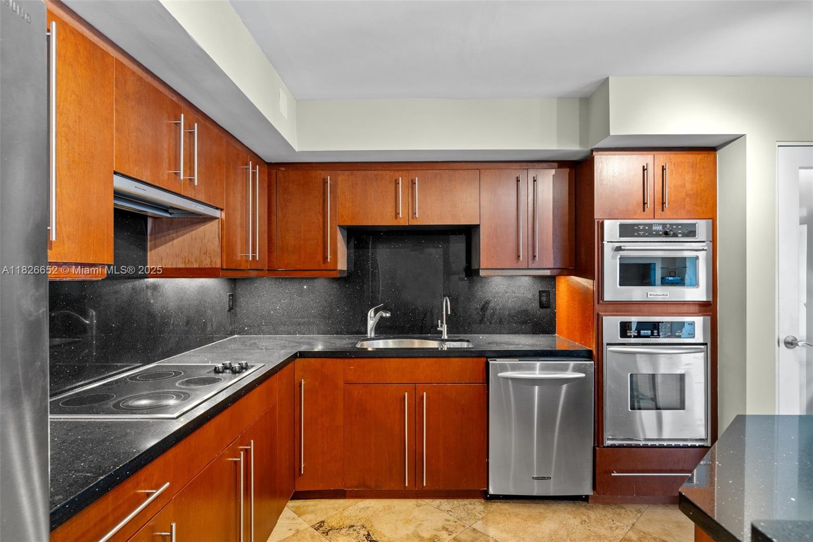 1901 Brickell Ave # B1713