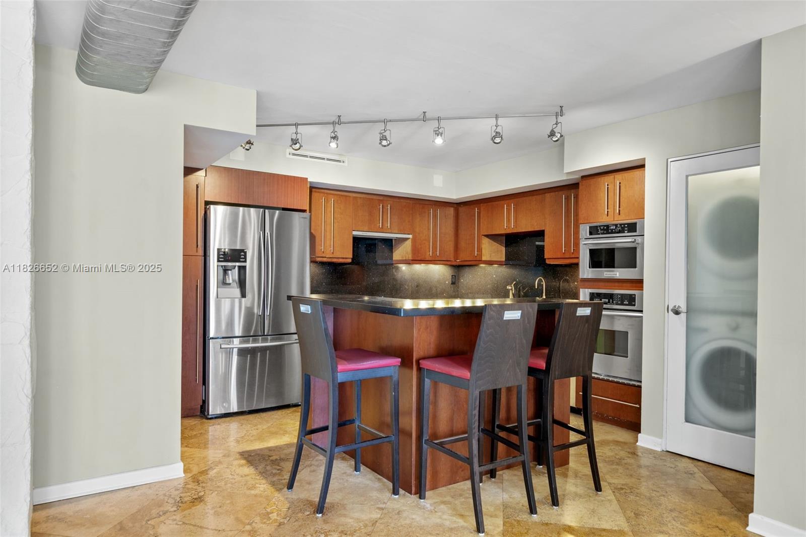 1901 Brickell Ave # B1713