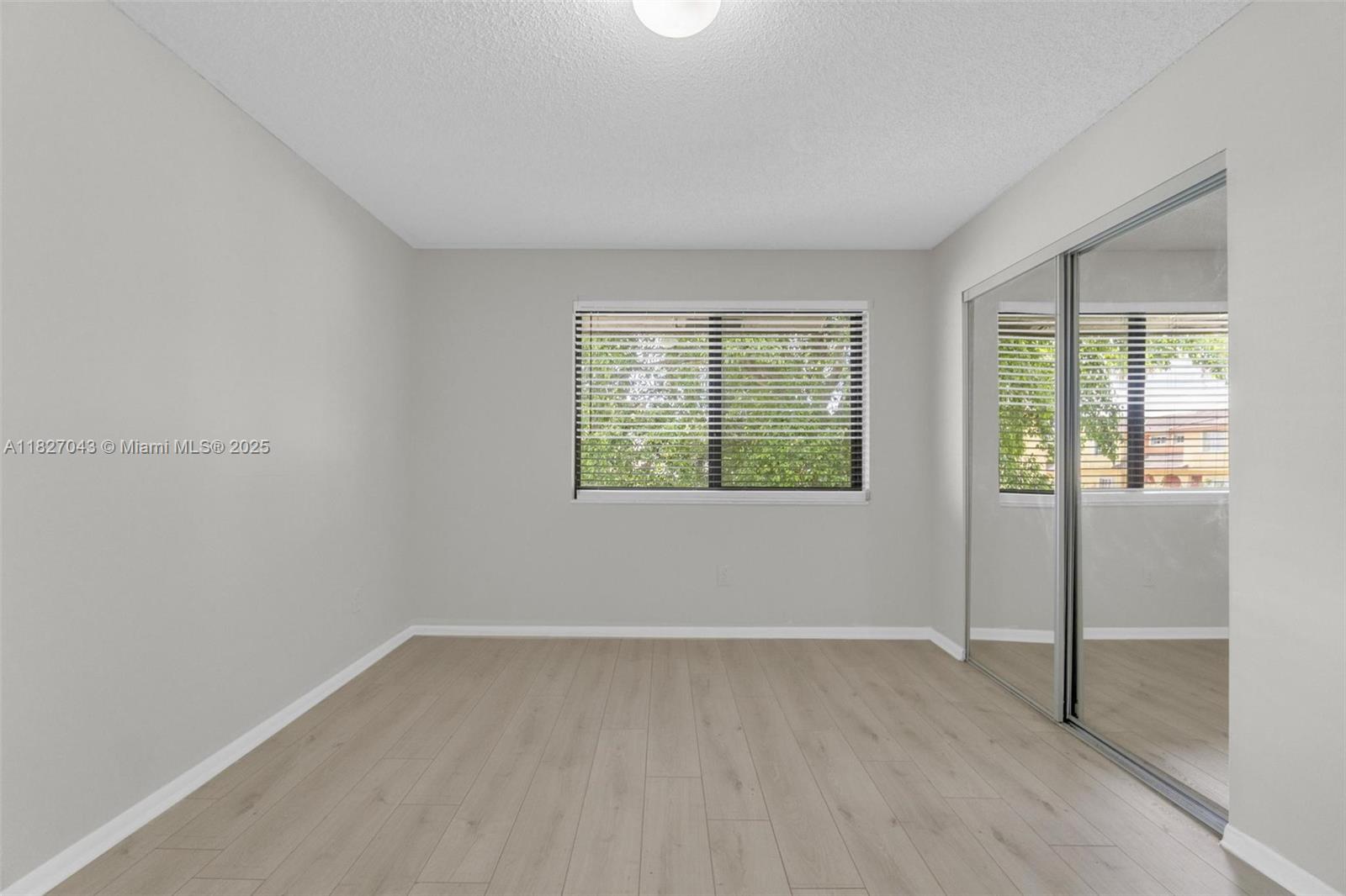 15348 SW 72nd St # 23 Unit: 23-23