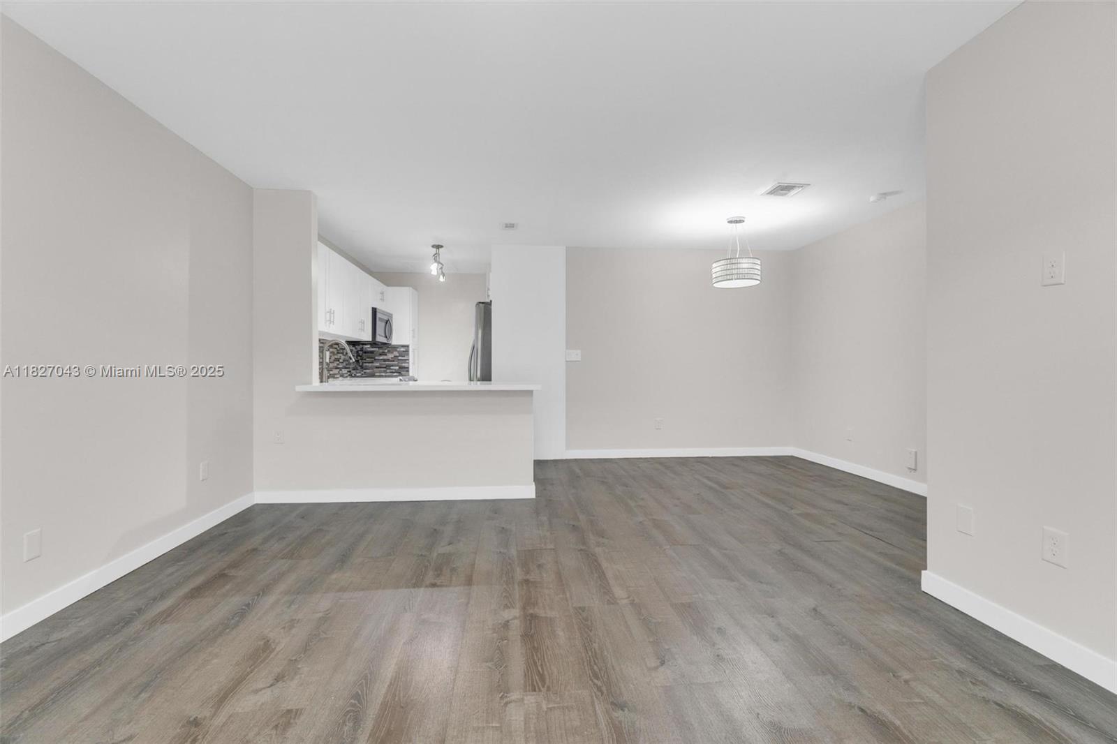 15348 SW 72nd St # 23 Unit: 23-23