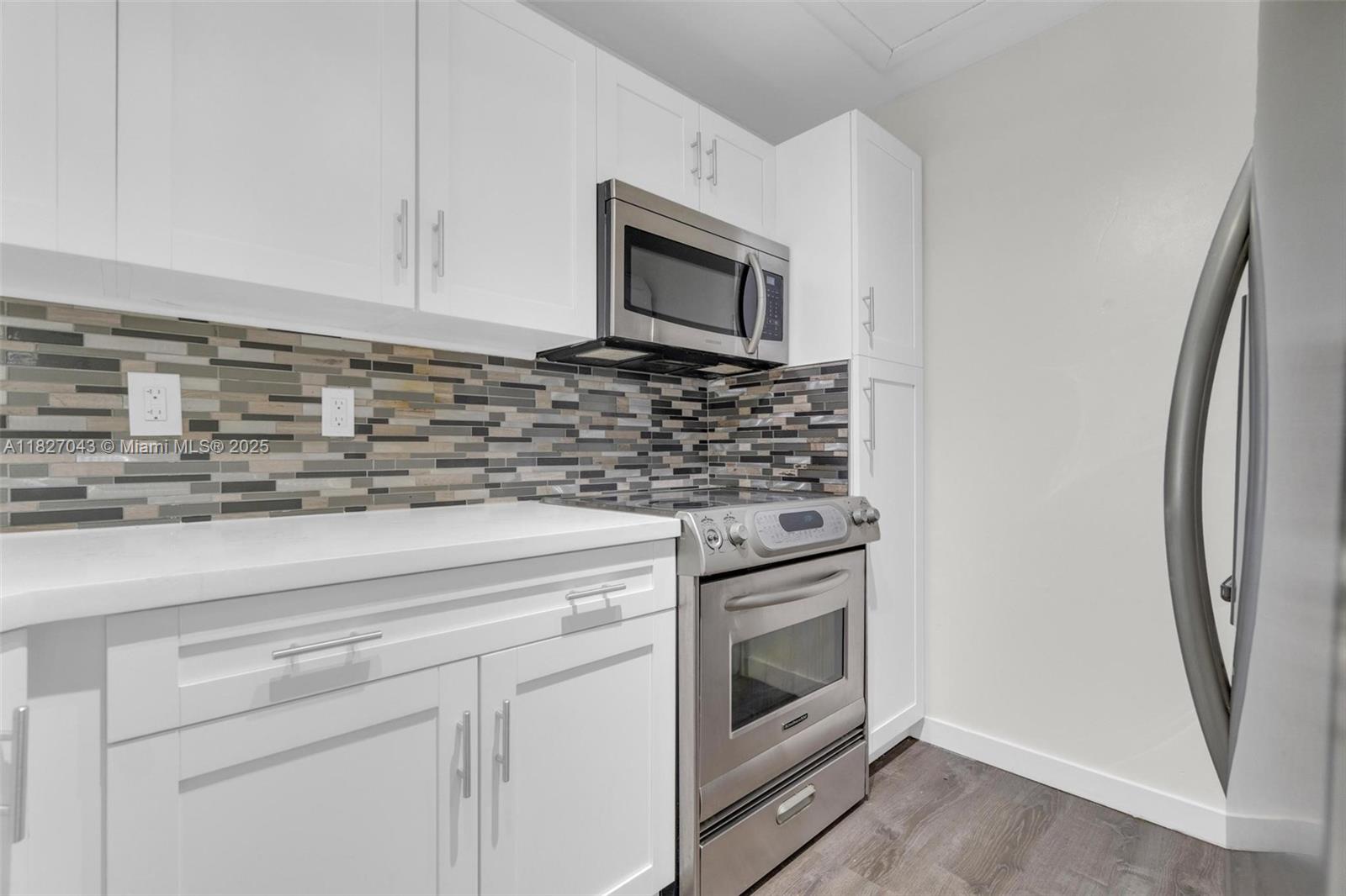 15348 SW 72nd St # 23 Unit: 23-23