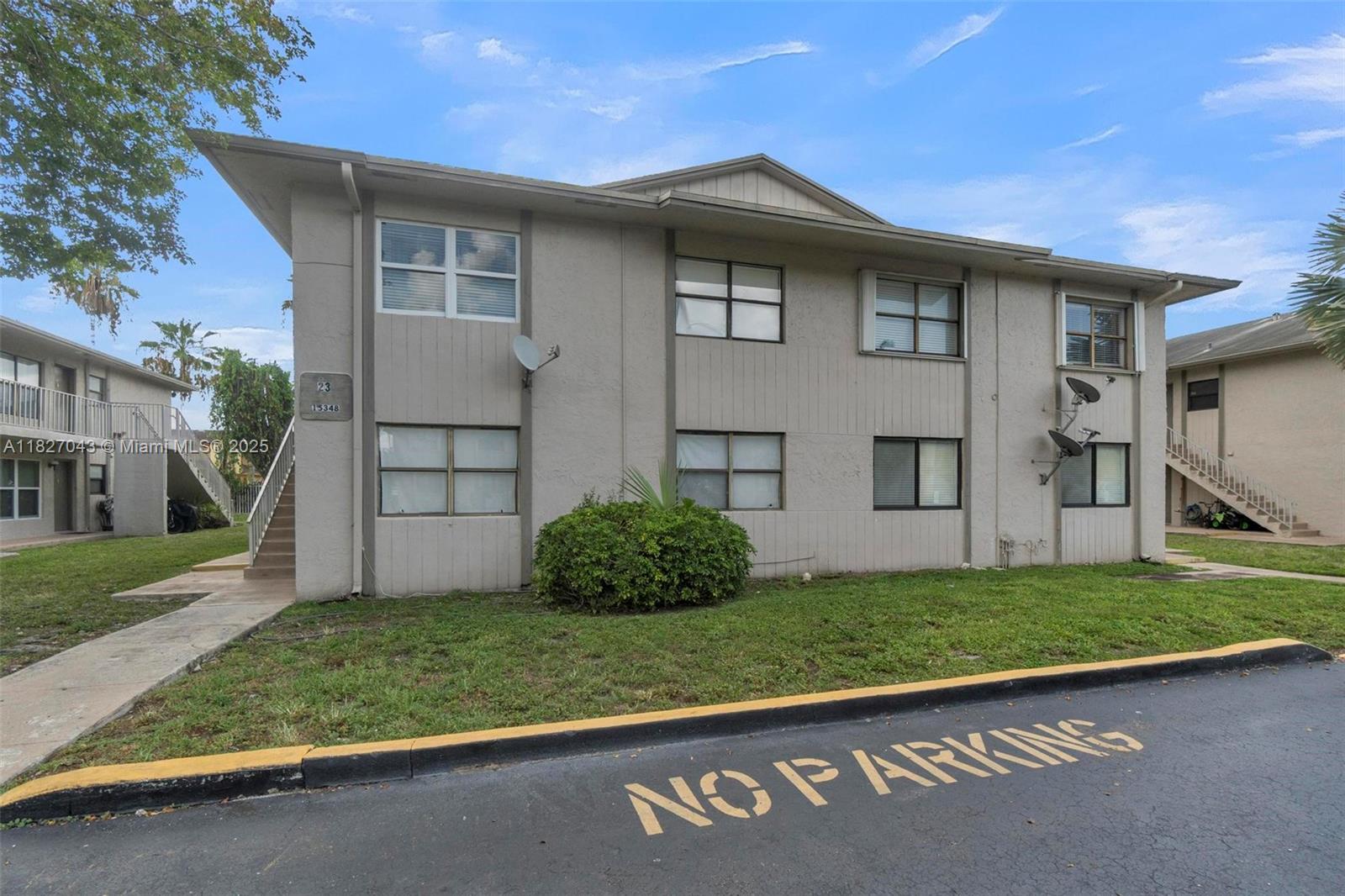 15348 SW 72nd St # 23 Unit: 23-23