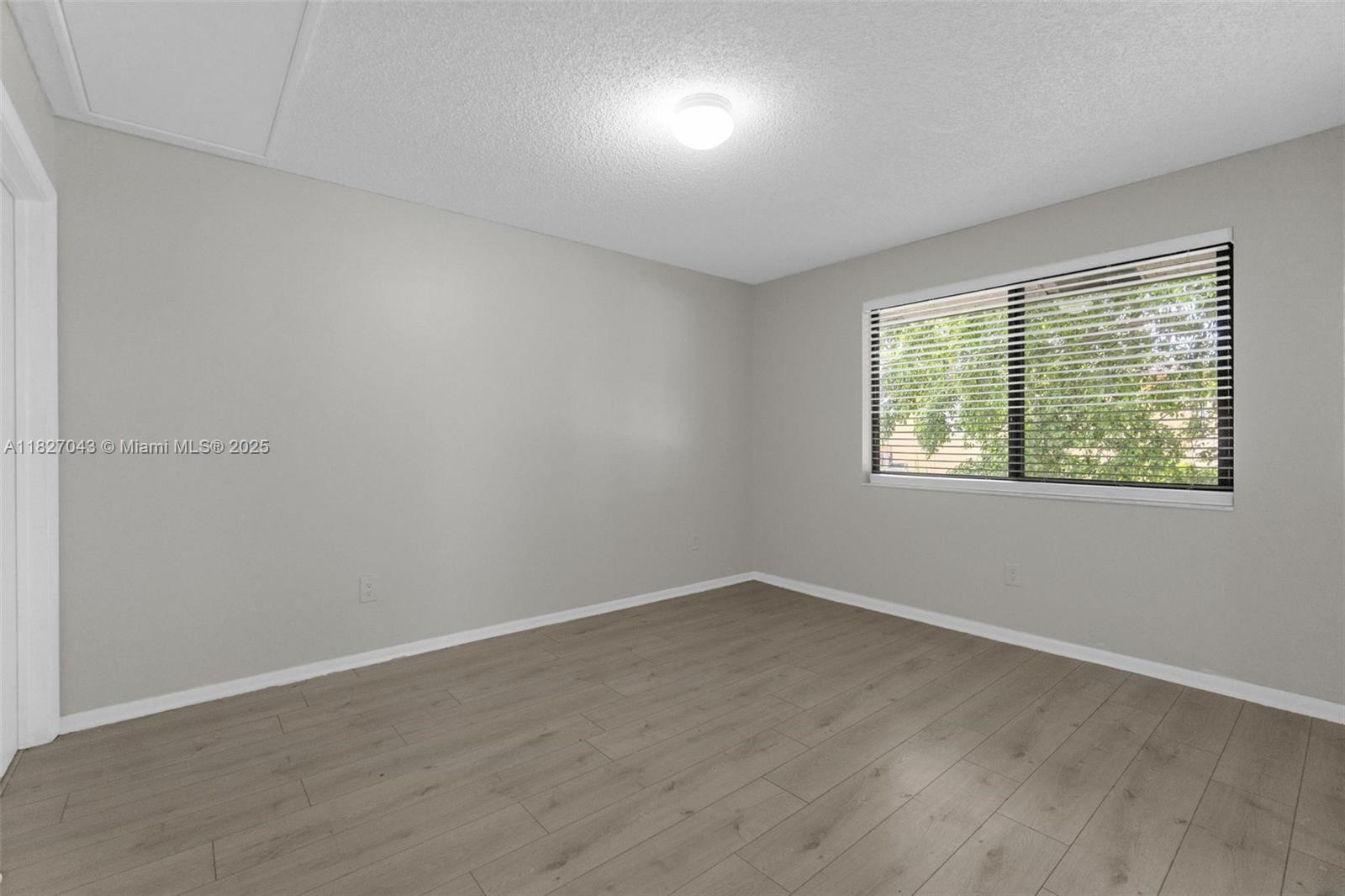 15348 SW 72nd St # 23 Unit: 23-23