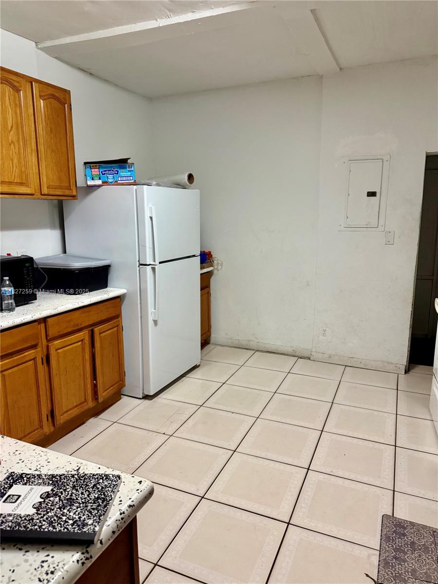 350 NE 127th St