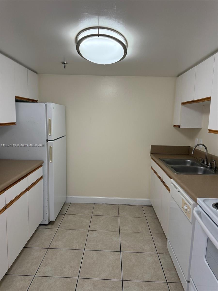 915 NW 1st Ave # H1908