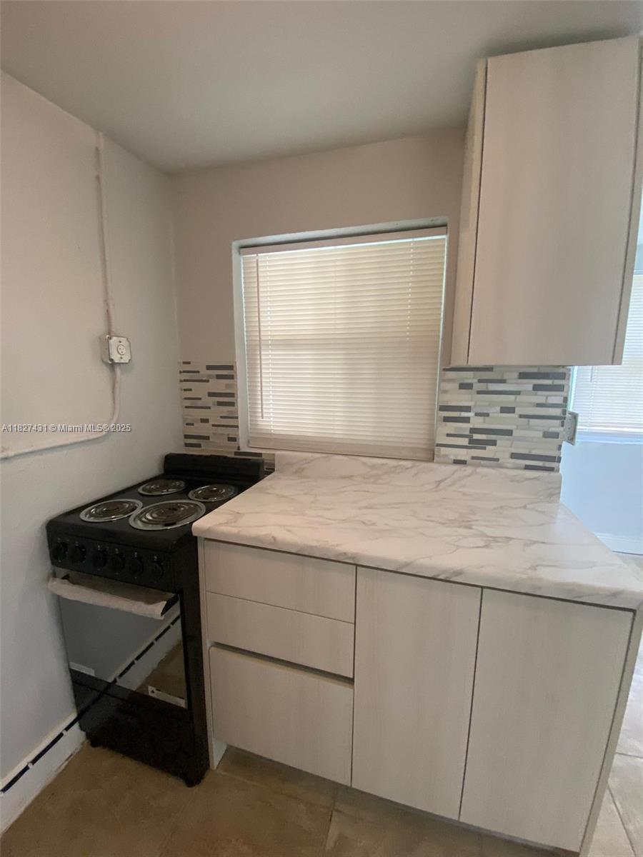 1361 NE 110th Ter # 3