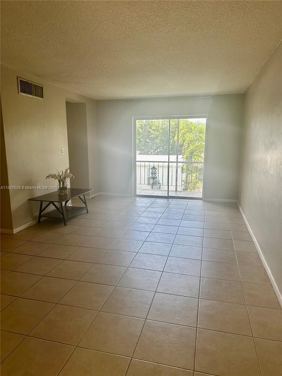 1720 Funston St # 203