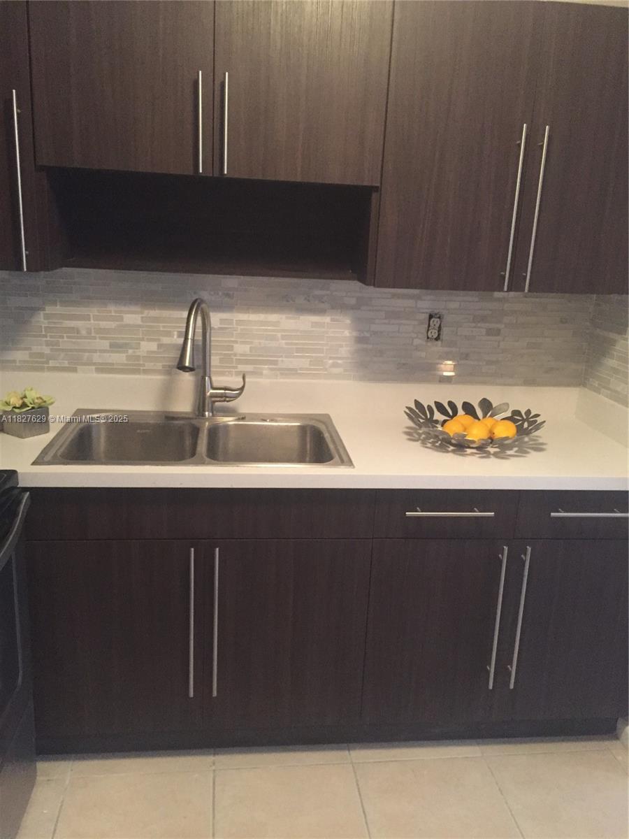 1720 Funston St # 203