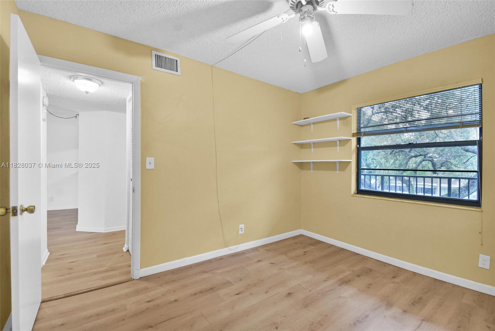 10501 W Broward Blvd # 304