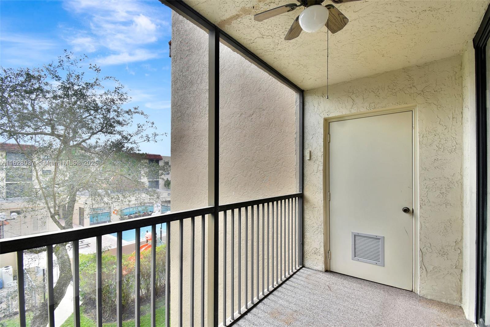 10501 W Broward Blvd # 304