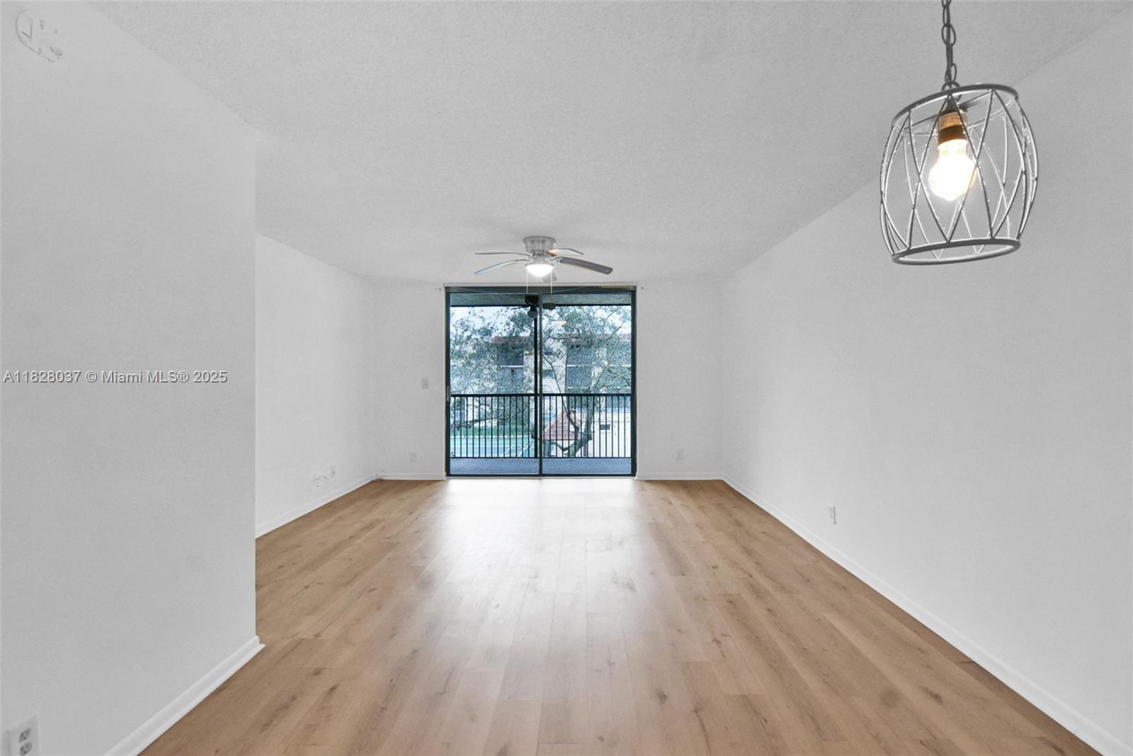 10501 W Broward Blvd # 304