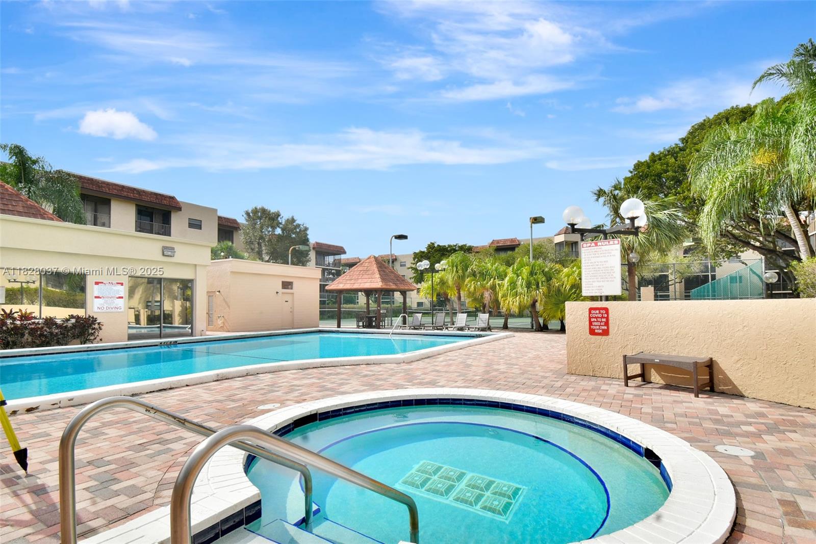 10501 W Broward Blvd # 304