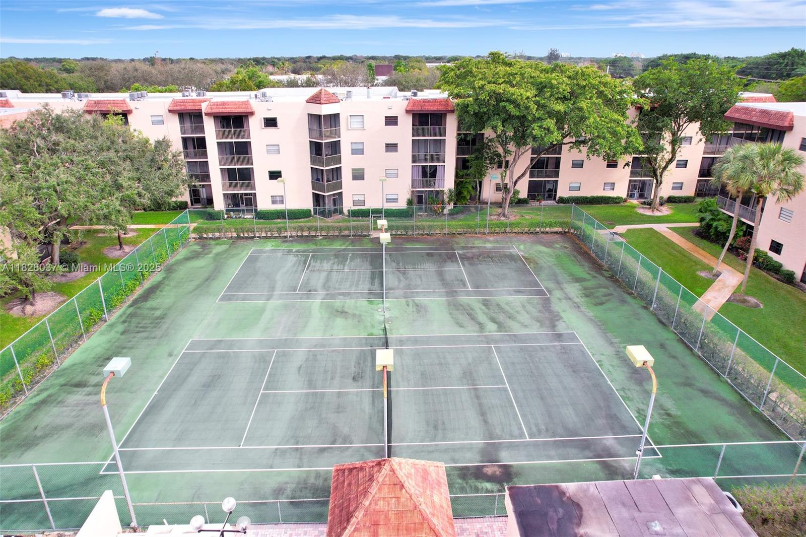 10501 W Broward Blvd # 304