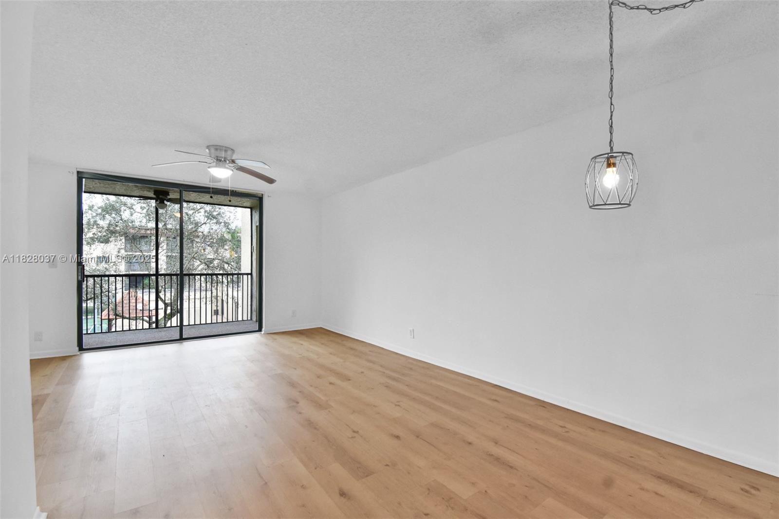 10501 W Broward Blvd # 304