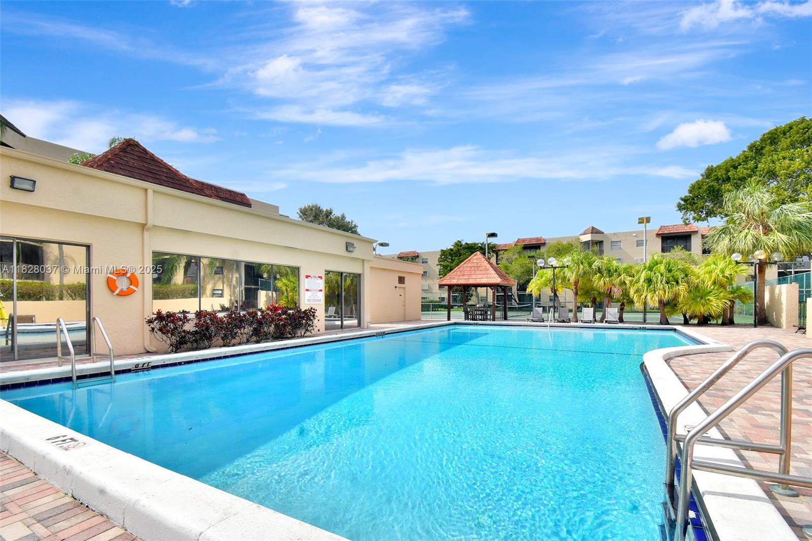 10501 W Broward Blvd # 304