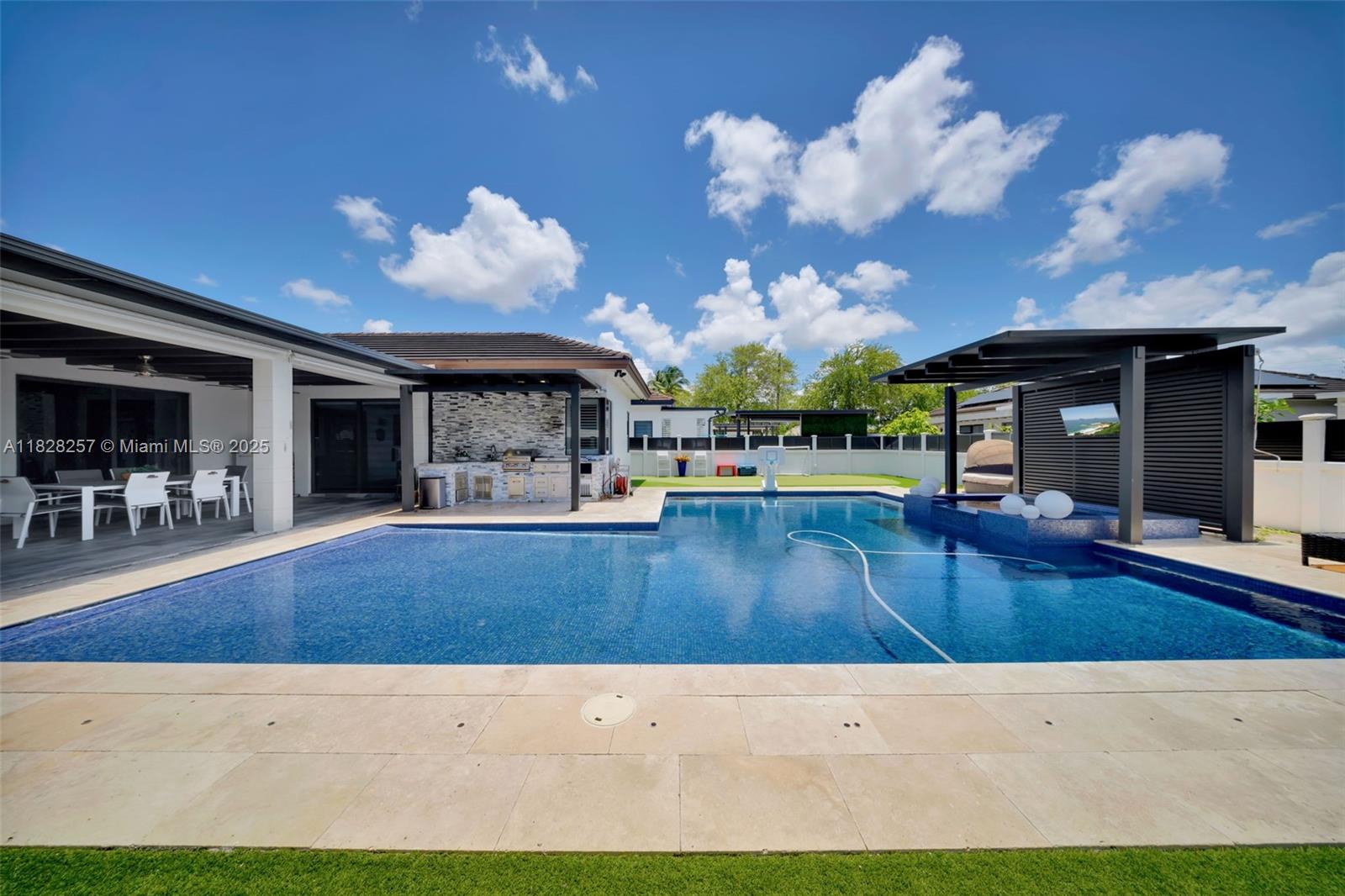 1550 SW 89th Ct