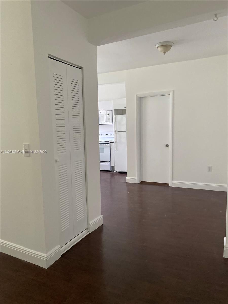 577 NE 62nd St # 8