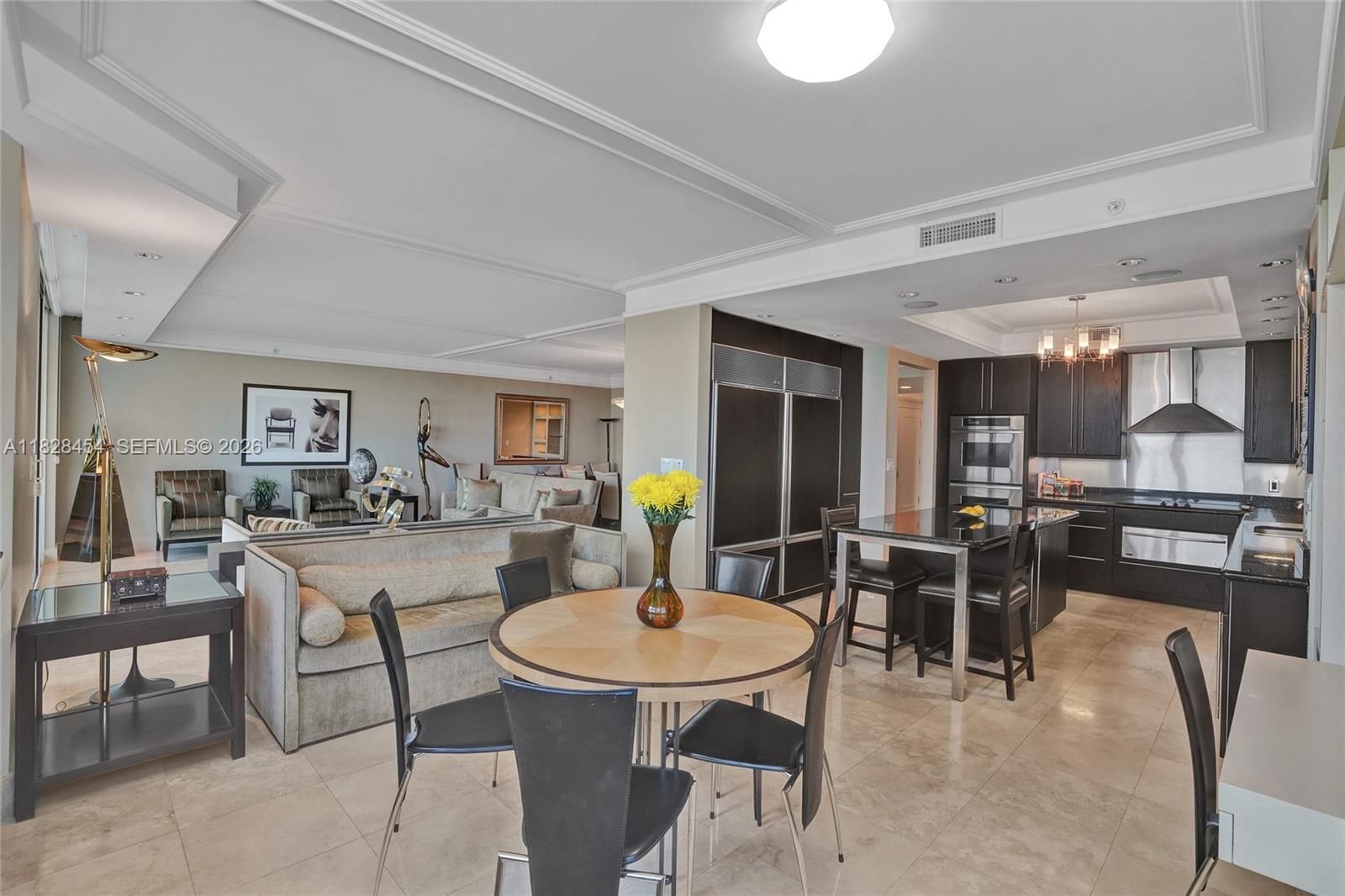 20201 E Country Club Dr # 901