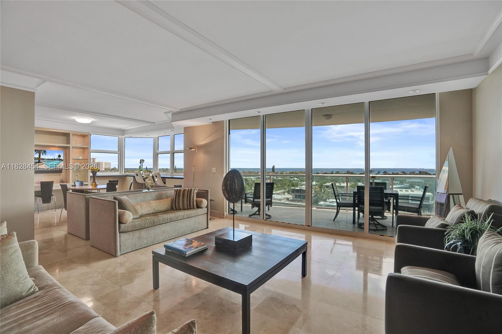20201 E Country Club Dr # 901