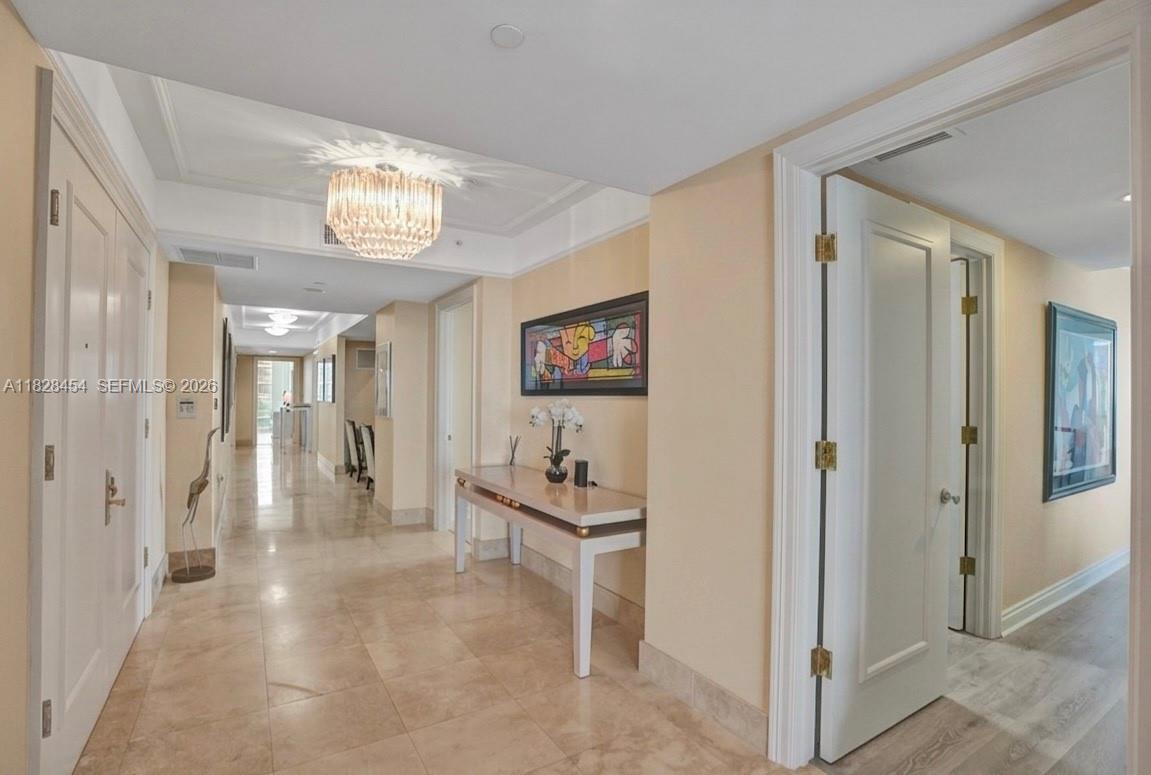 20201 E Country Club Dr # 901