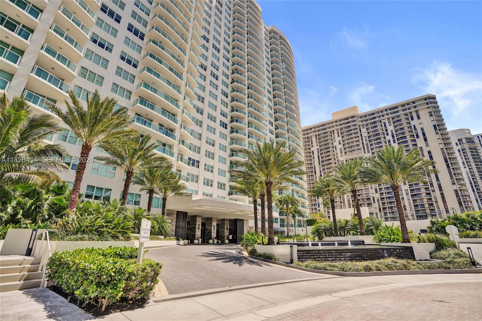 20201 E Country Club Dr # 901