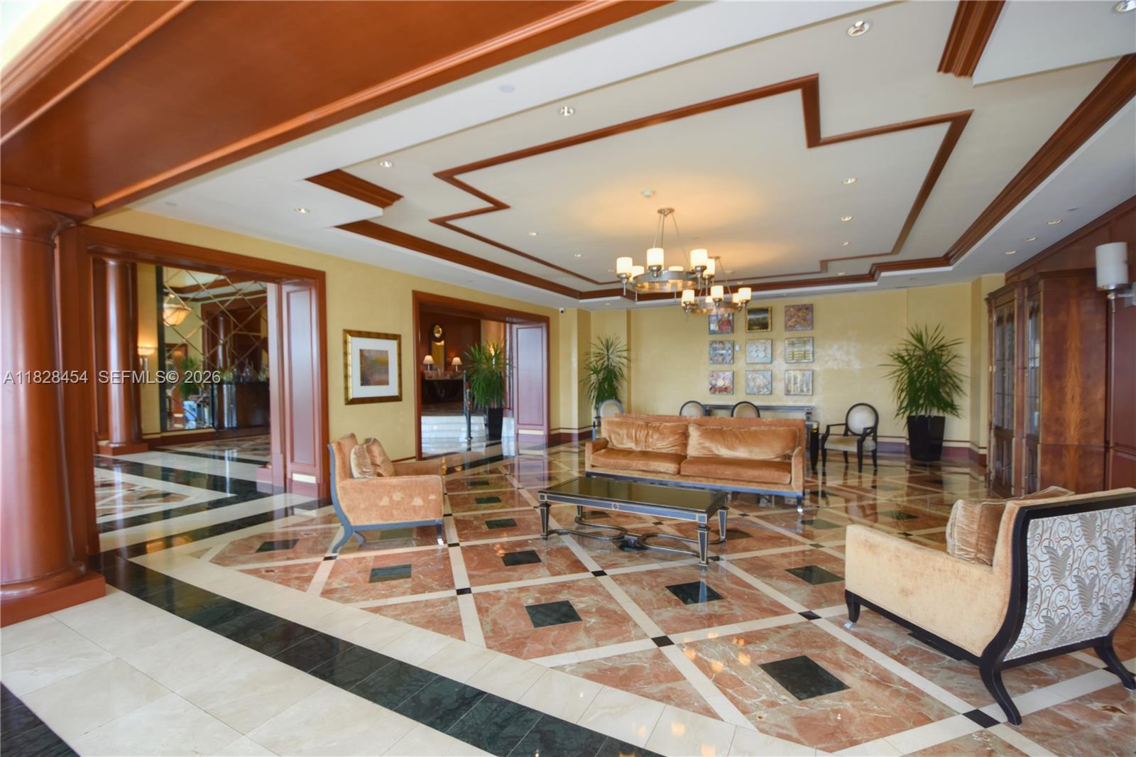 20201 E Country Club Dr # 901