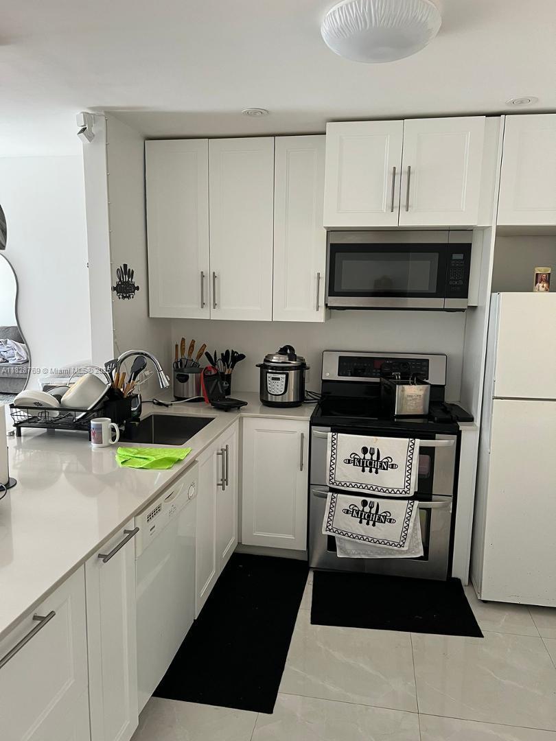 7810 Camino Real i306 # 0