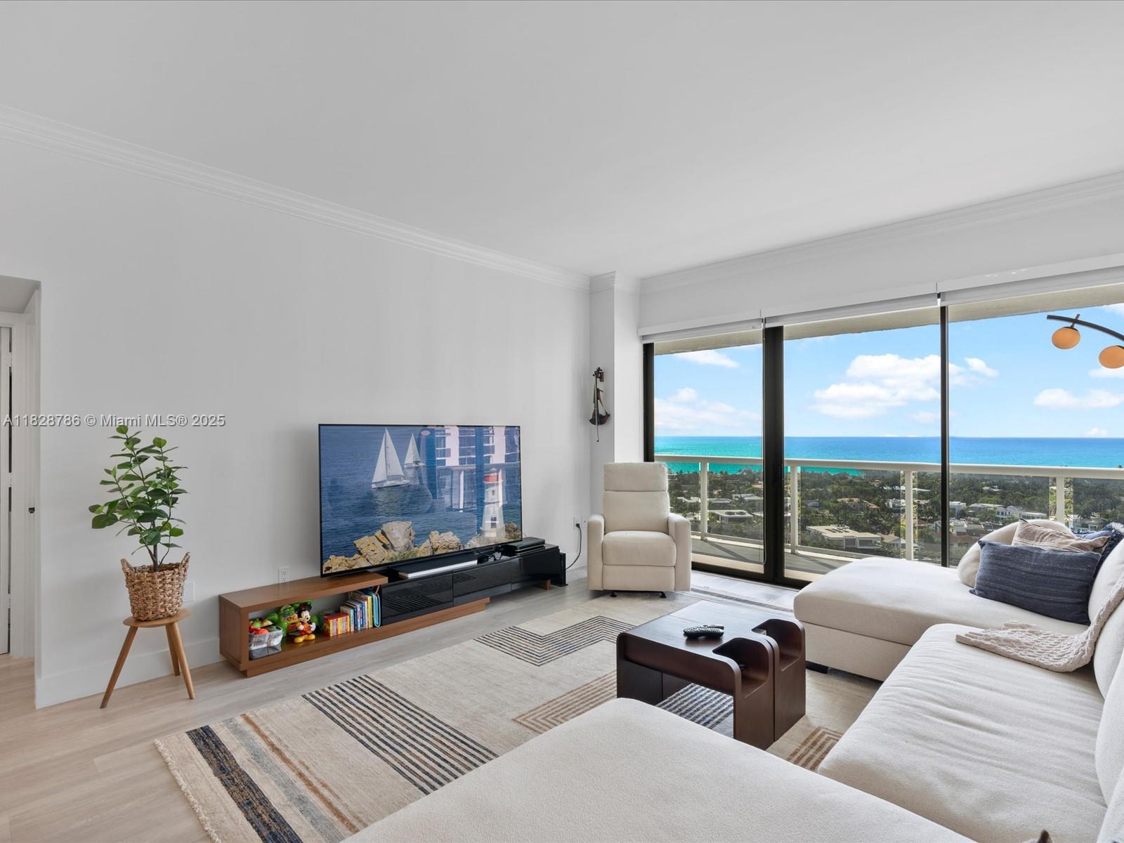 20505 E Country Club Dr Unit: PH36