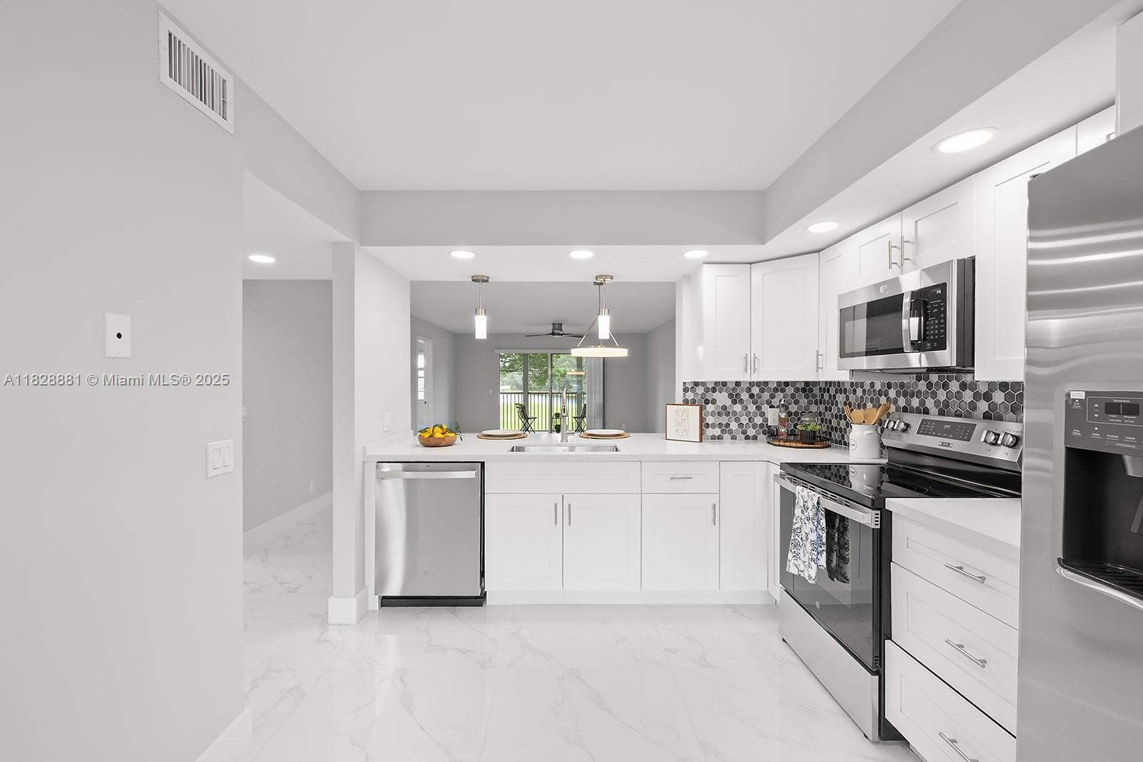 12500 SW 6th St # 206N