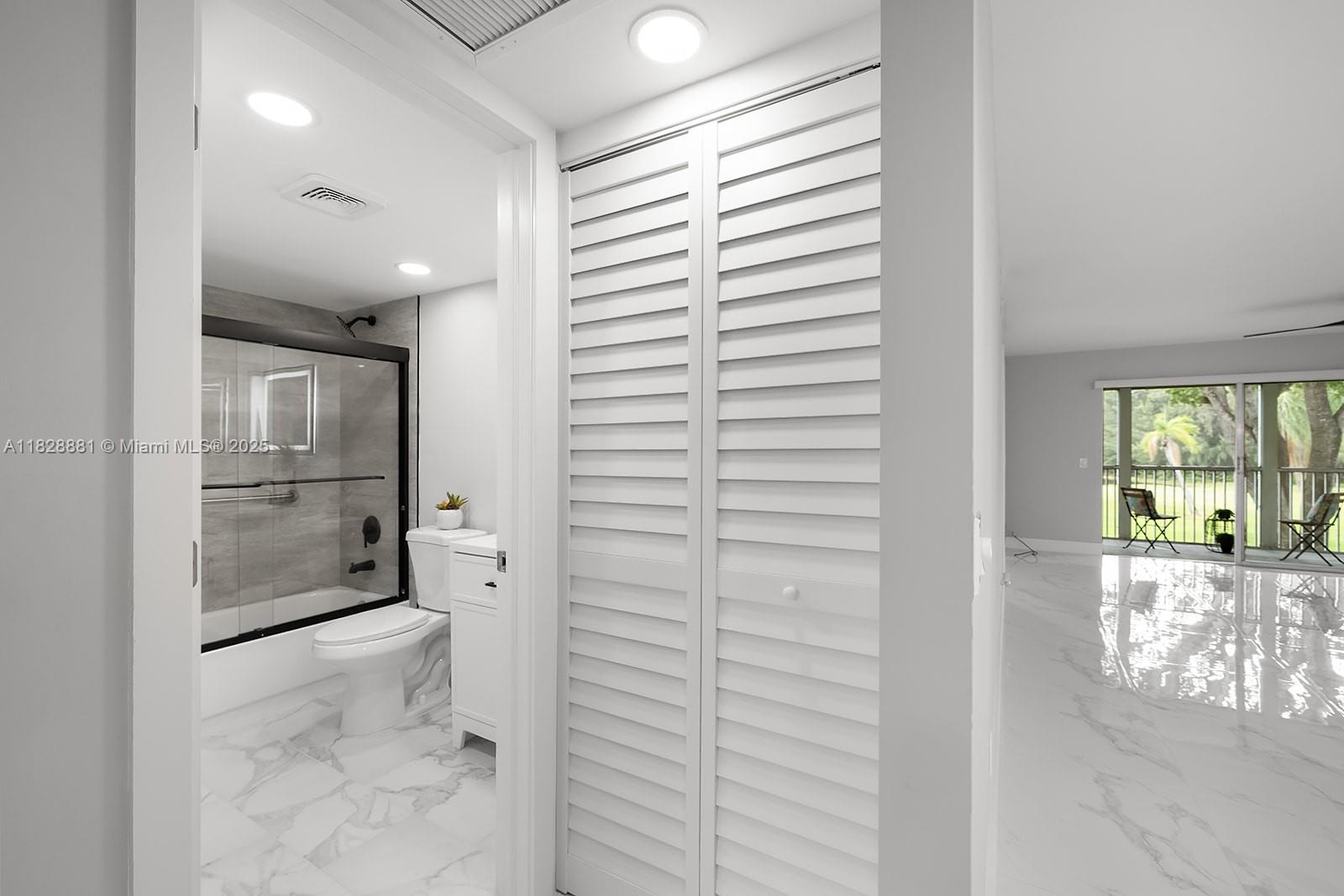 12500 SW 6th St # 206N