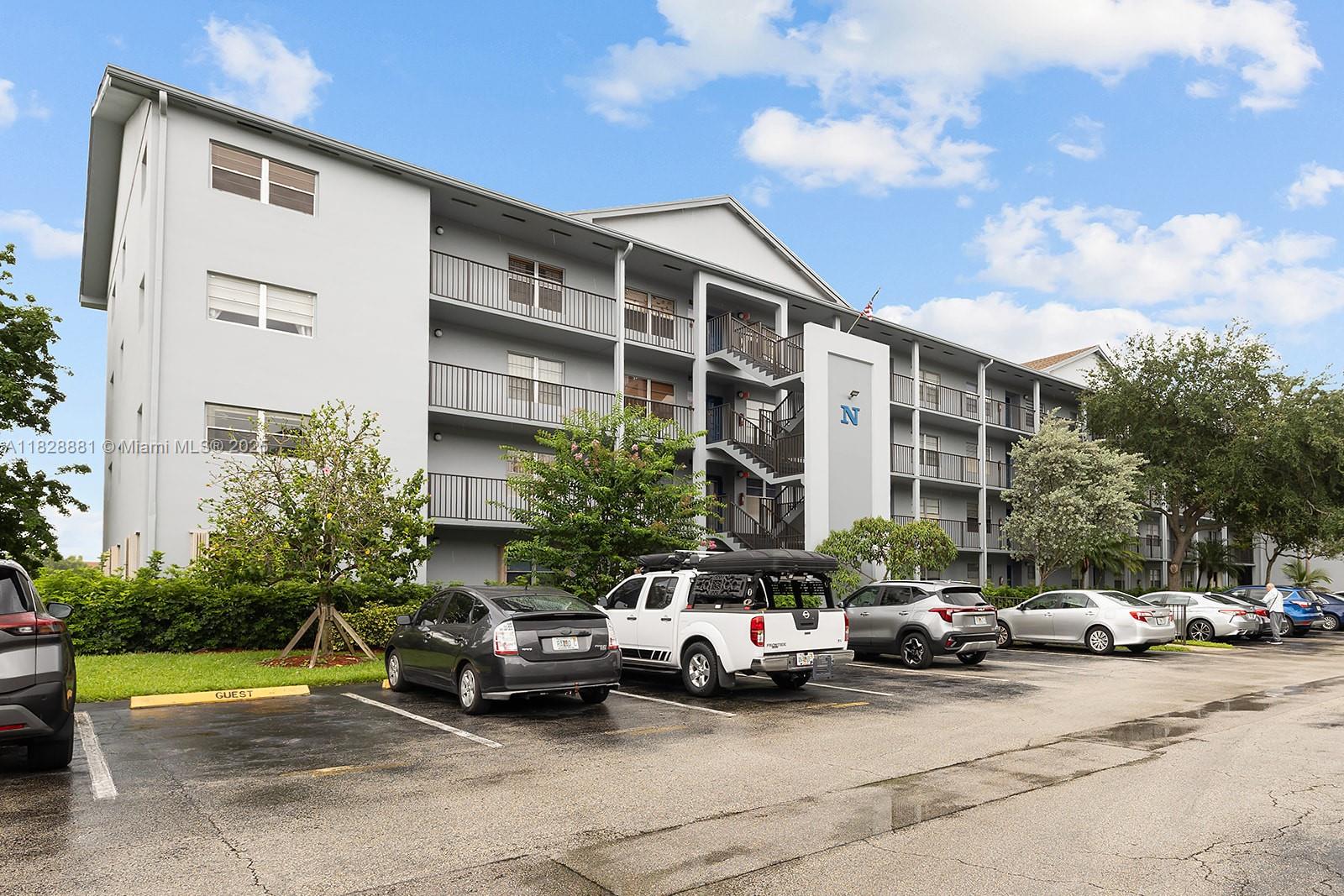 12500 SW 6th St # 206N