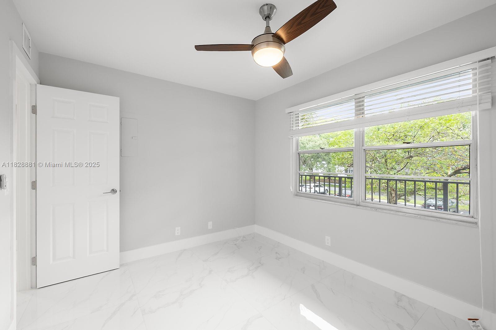 12500 SW 6th St # 206N